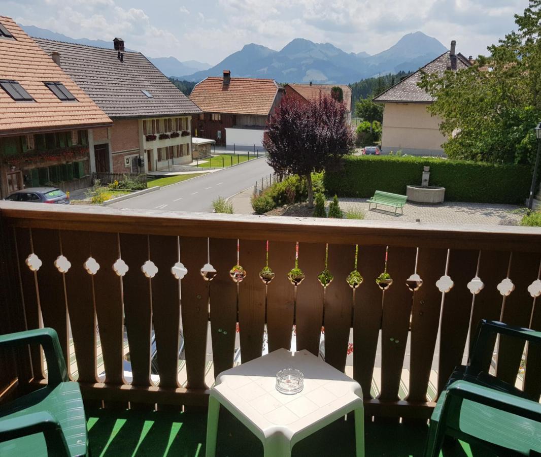 Hotel Restaurant Le Gruyerien Morlon 외부 사진