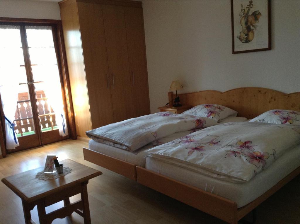 Hotel Restaurant Le Gruyerien Morlon 객실 사진